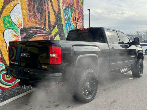 Used 2018 GMC Sierra 3500 SLT w/ Duramax Plus Package image 7