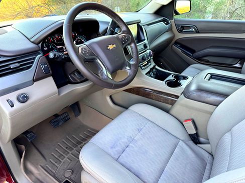 Used 2016 Chevrolet Tahoe LS image 11