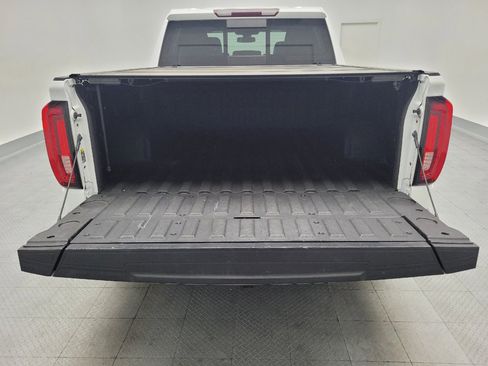 Used 2019 GMC Sierra 1500 SLT w/ SLT Premium Plus Package AWD/4WD image 29