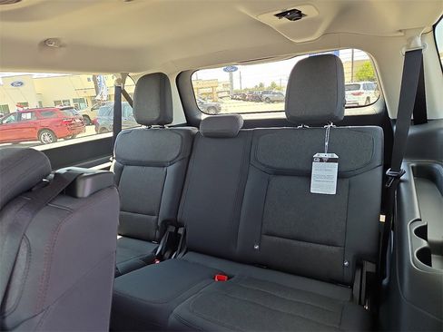 New 2025 Ford Expedition Max Active image 17