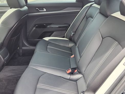 Used 2025 Kia K5 GT-Line w/ GT-Line Premium Package AWD/4WD image 10