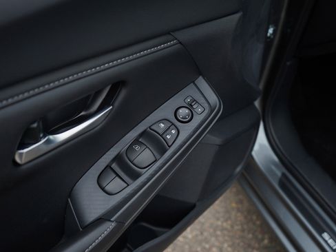 New 2025 Nissan Sentra SV image 15