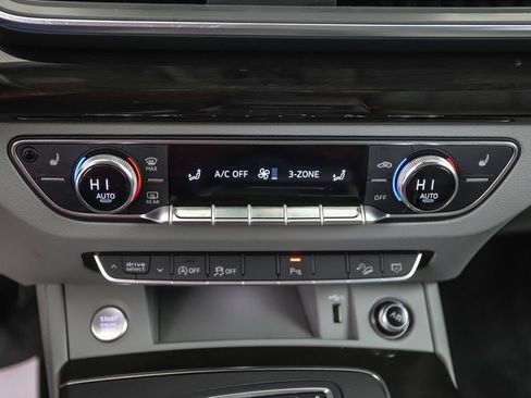 Used 2019 Audi Q5 2.0T Premium Plus image 19