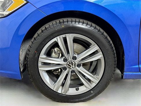 Used 2024 Volkswagen Jetta SE image 28