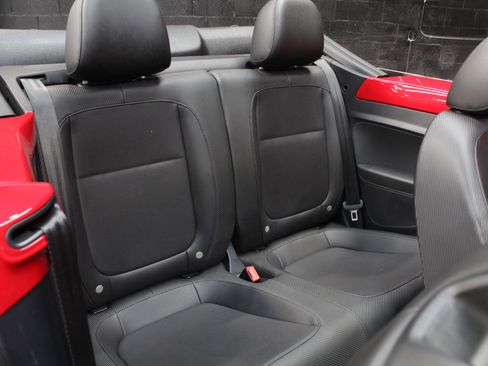 Used 2018 Volkswagen Beetle 2.0T S image 47