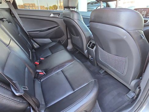 Used 2019 Hyundai Tucson SEL image 11