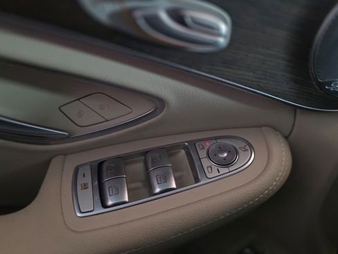 Used 2021 Mercedes-Benz C 300 4MATIC Sedan w/ Premium Package image 20