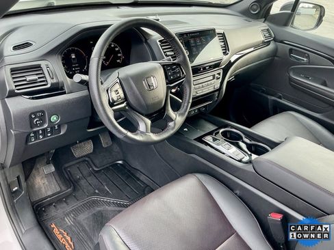 Used 2025 Honda Ridgeline Black Edition image 39