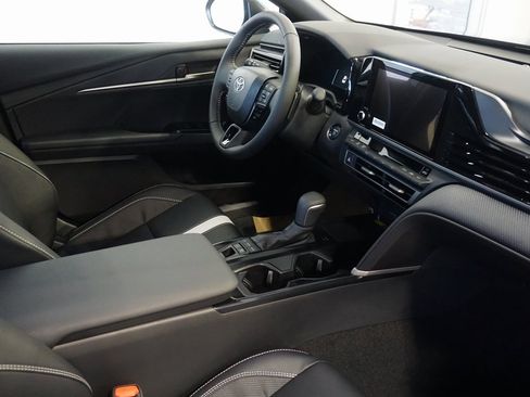 New 2026 Toyota Camry SE image 25