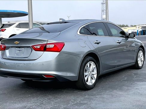 Used 2024 Chevrolet Malibu LT image 4