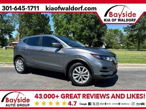 Used 2021 Nissan Rogue Sport S FWD image 1