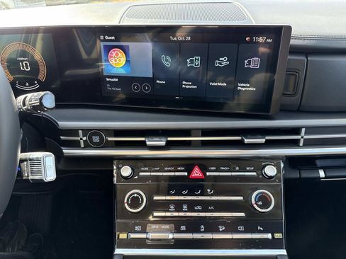 New 2026 Hyundai Santa Fe SE image 3