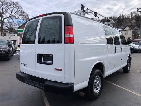 Used 2016 GMC Savana 3500 image 5
