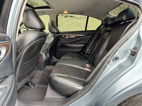 Used 2014 INFINITI Q50 Sport w/ Deluxe Technology Package image 23