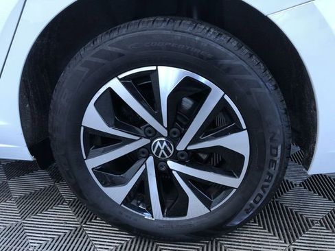 Used 2022 Volkswagen Jetta S image 15