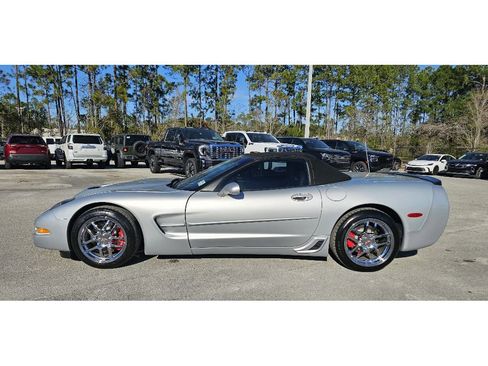 Used 2000 Chevrolet Corvette Base image 2