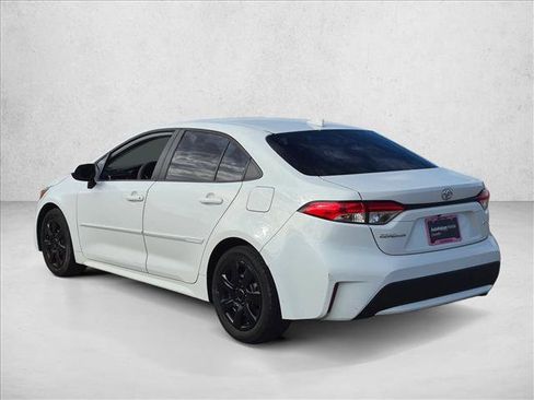 Used 2020 Toyota Corolla LE w/ Carpet Mat Package (TMS) FWD image 7