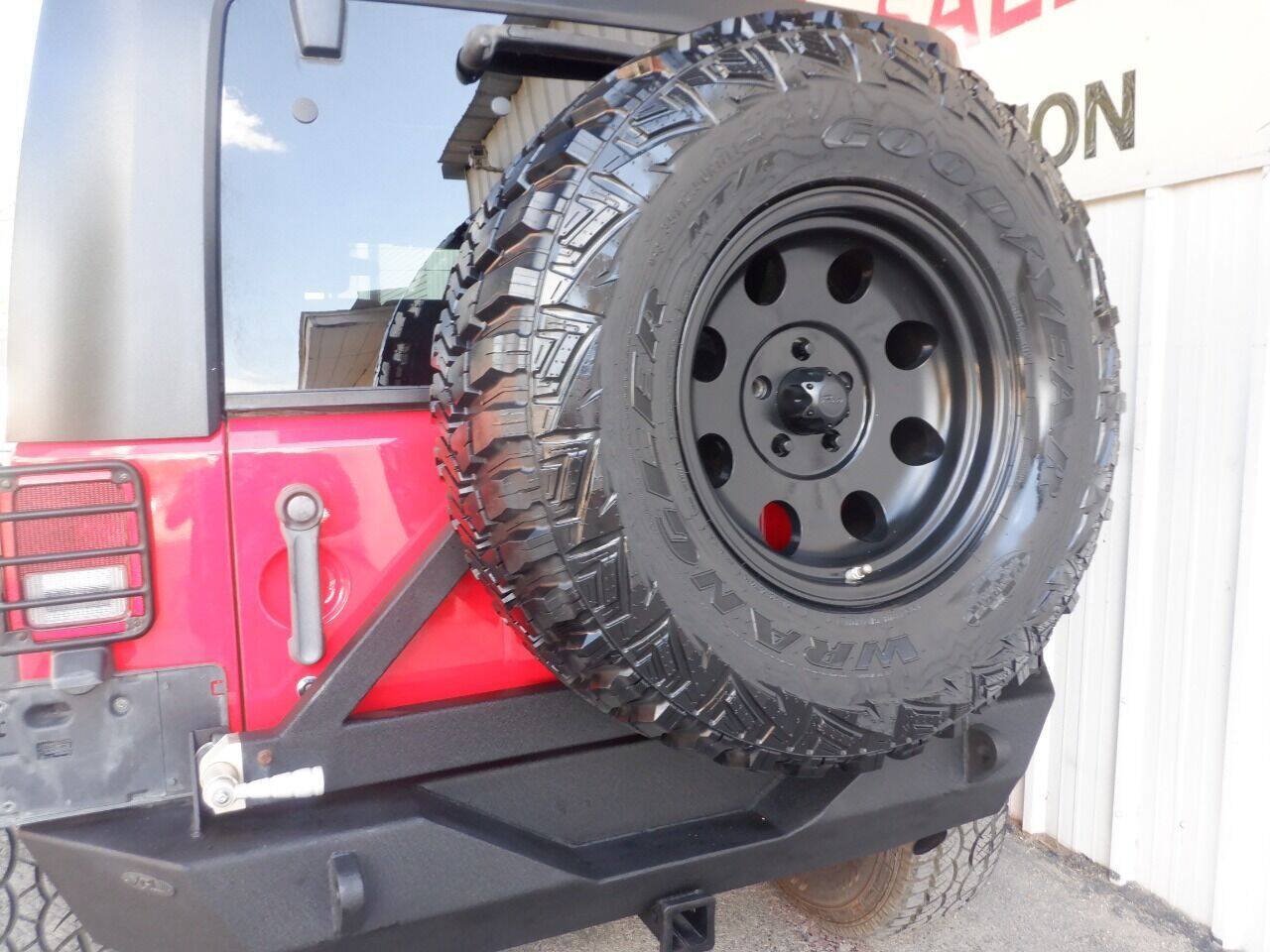 Used 2008 Jeep Wrangler Unlimited Rubicon w/ PWR Convenience Group AWD/4WD image 11