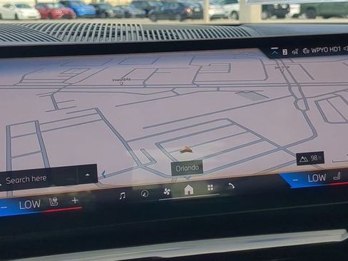 Used 2024 BMW 540i xDrive image 21