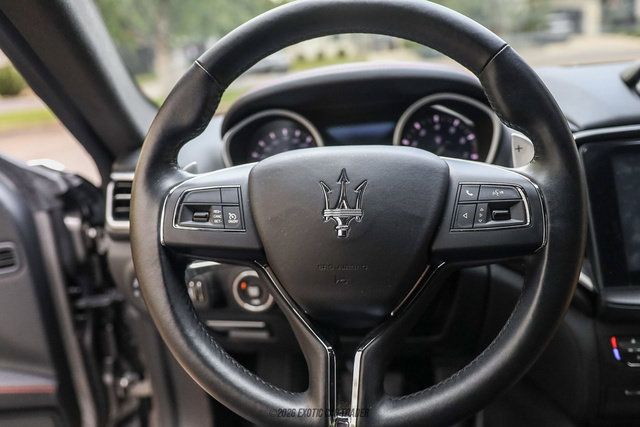 Used 2017 Maserati Ghibli S Q4 AWD/4WD image 41