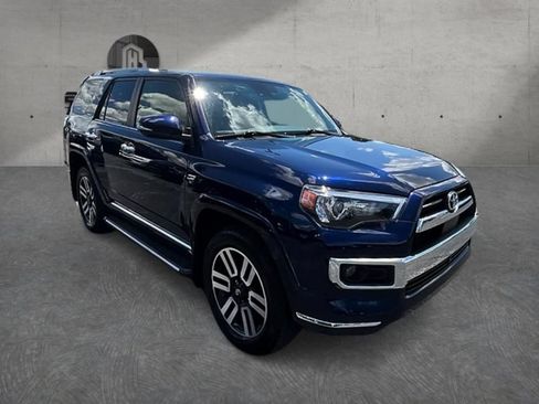 Used 2024 Toyota 4Runner Limited AWD/4WD image 4