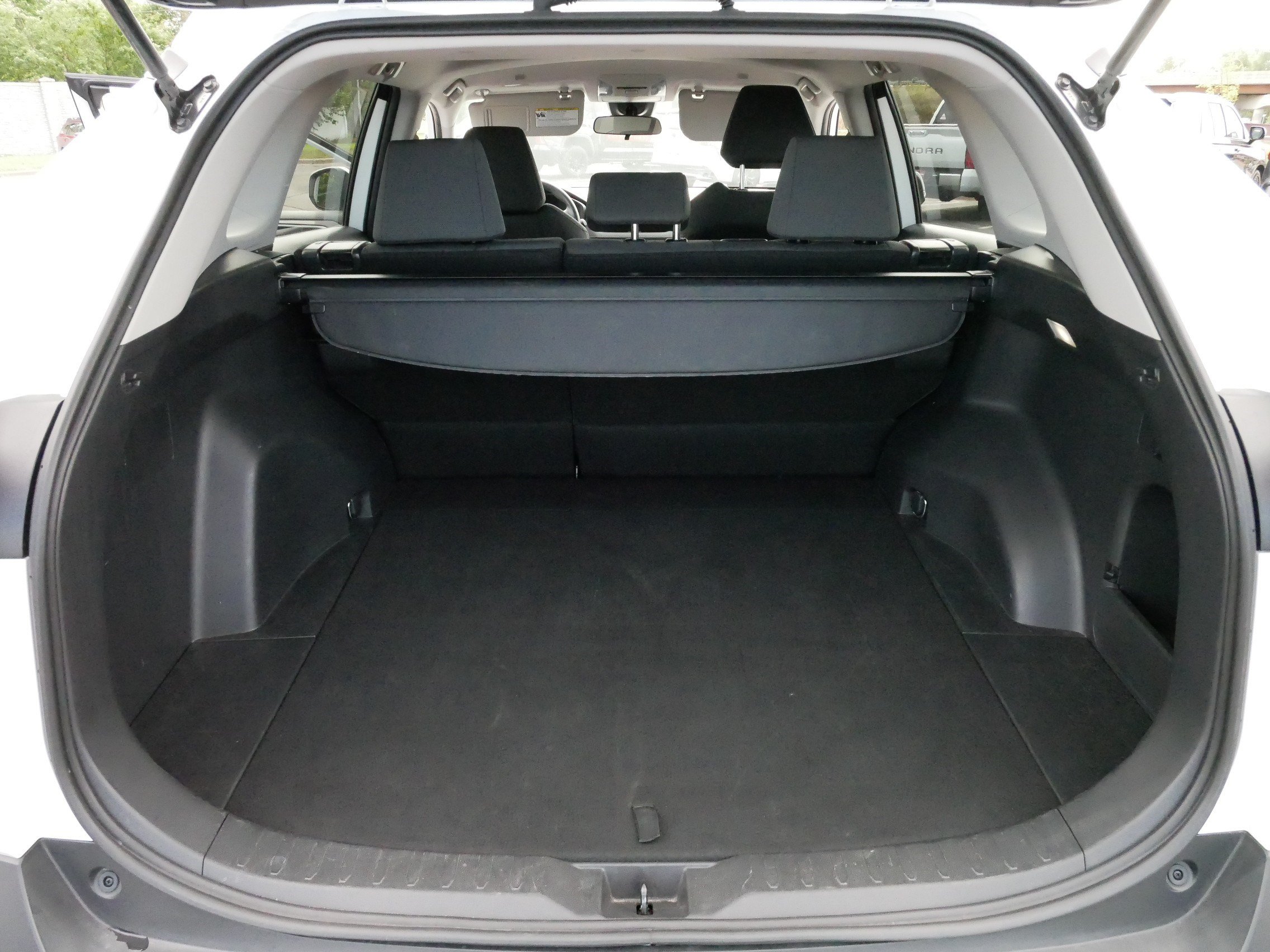 Certified 2025 Toyota RAV4 XLE AWD/4WD image 18