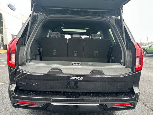 New 2025 Ford Expedition Platinum w/ Stealth Performance Package image 24