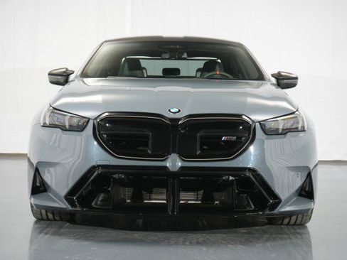 Used 2026 BMW M5 w/ Carbon Package image 10
