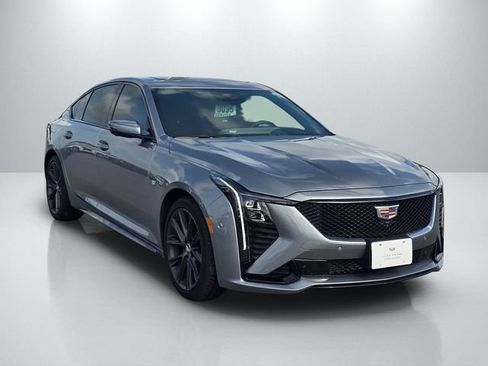 Used 2025 Cadillac CT5 Sport RWD image 3