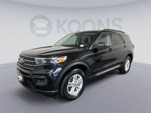 Certified 2022 Ford Explorer XLT AWD/4WD image 5