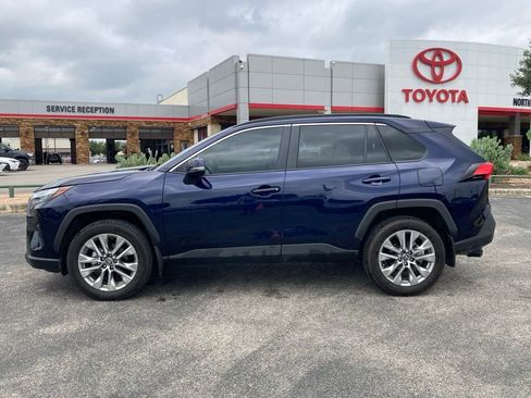 Certified 2025 Toyota RAV4 XLE Premium FWD image 7