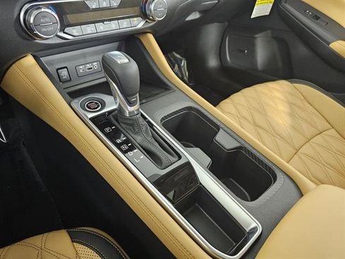 New 2025 Nissan Sentra SV w/ SV Premium Package image 34