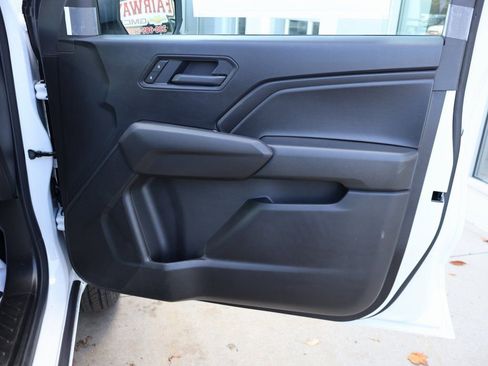 New 2026 Chevrolet Colorado W/T image 32