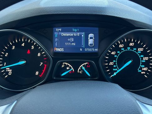 Used 2014 Ford Escape S FWD image 23