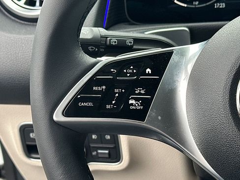 New 2026 Mercedes-Benz GLB 250 image 27