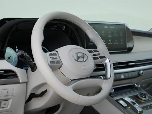 Used 2023 Hyundai Palisade Limited AWD/4WD image 32