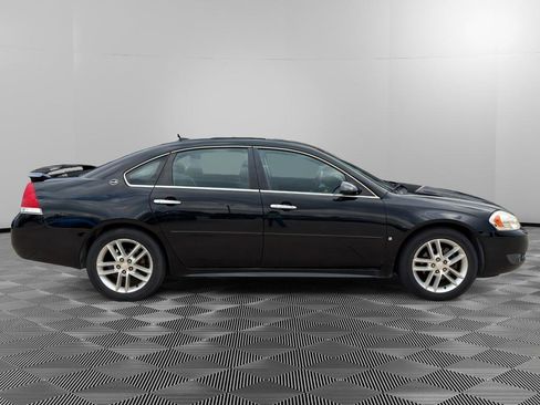 Used 2009 Chevrolet Impala LTZ FWD image 2