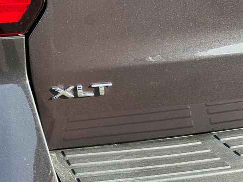 Used 2024 Ford Expedition XLT image 29