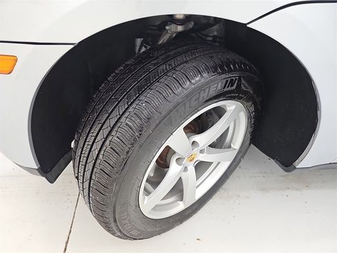 Used 2018 Porsche Macan image 47