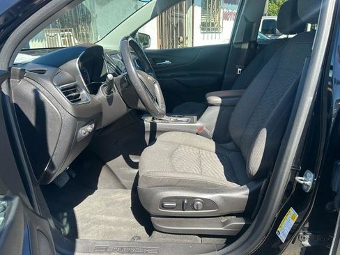 Used 2018 Chevrolet Equinox LT image 6