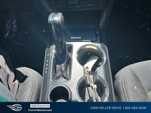 Used 2017 Ford Explorer XLT FWD image 20