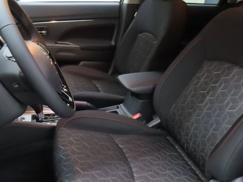 New 2025 Mitsubishi Outlander Sport LE image 10