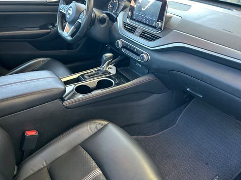 Certified 2024 Nissan Altima 2.5 SR FWD image 15
