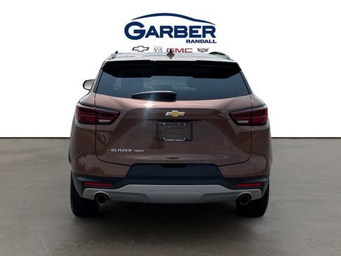 Used 2023 Chevrolet Blazer LT AWD/4WD image 4