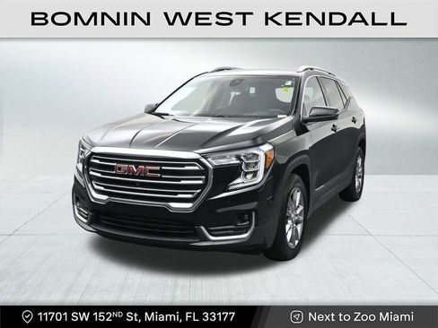 Used 2022 GMC Terrain SLT w/ Tech Package image 8