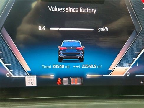 Used 2024 BMW X5 xDrive40i w/ M Sport Package image 39