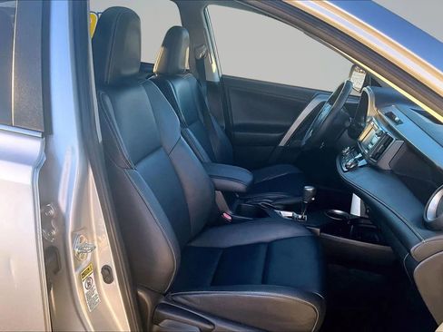 Used 2013 Toyota RAV4 Limited FWD image 27