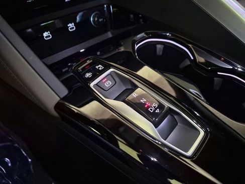Certified 2025 Audi Q5 Premium AWD/4WD image 12