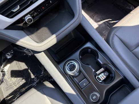 New 2026 Ford Explorer Active w/ Active Comfort Package image 30