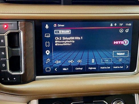 Used 2023 GMC Yukon XL Denali AWD/4WD image 19